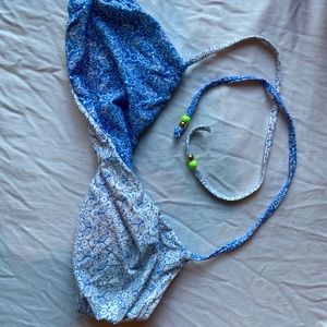 VICTORIA SECRET BLUE & WHITE FLORAL BIKINI TOP